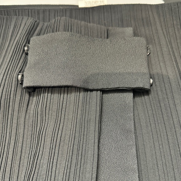 NWT Iceberg Plisse Black Maxi Skirt size L - Picture 13 of 13